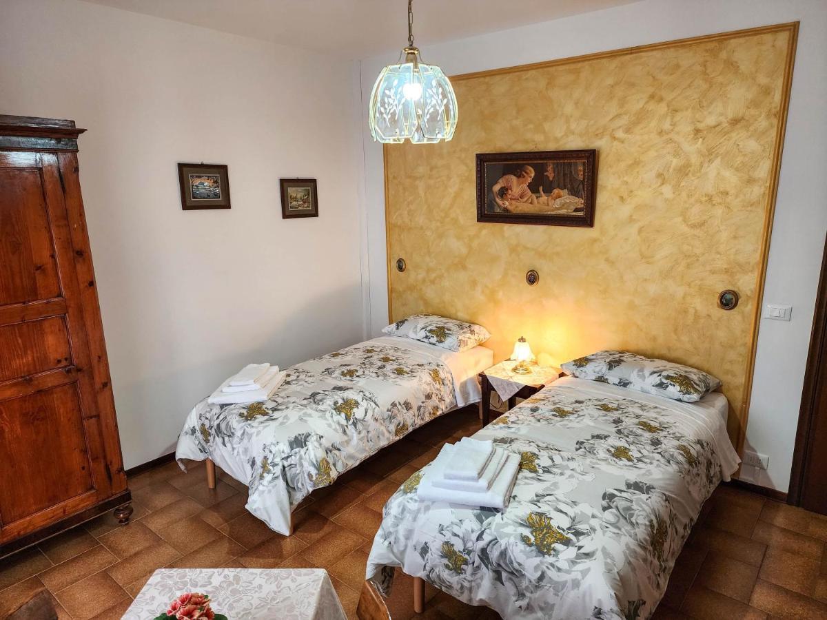 Gold B&B Ravarino エクステリア 写真