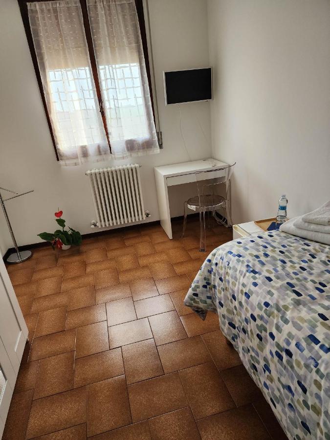 Gold B&B Ravarino エクステリア 写真