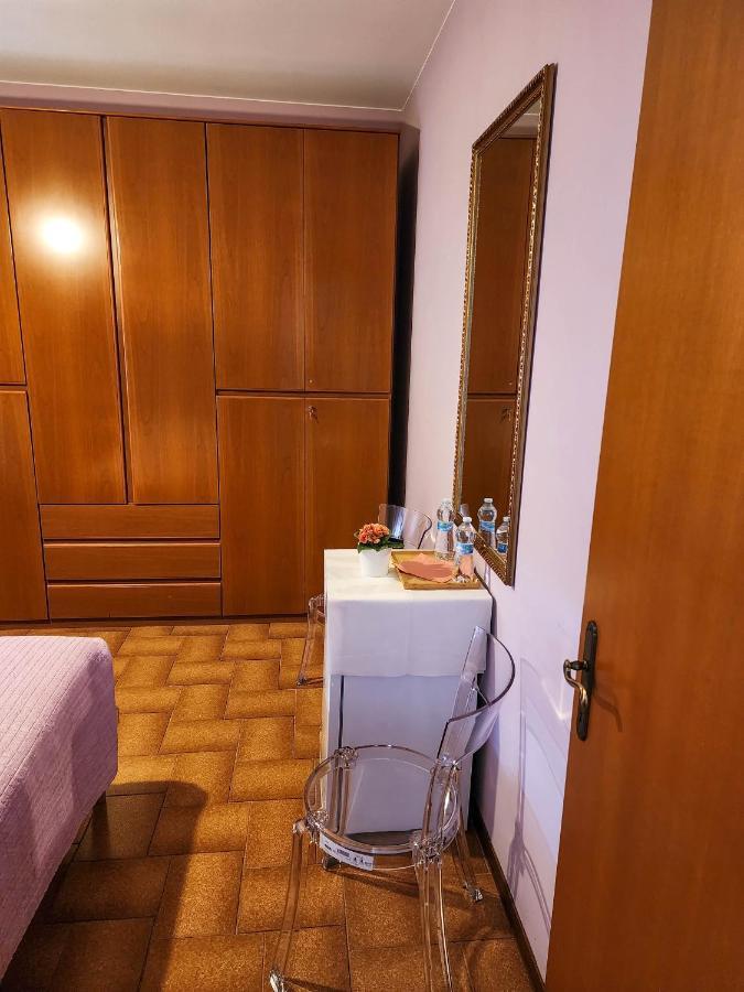 Gold B&B Ravarino エクステリア 写真